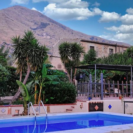 Casa Vacanze Fondaco Di Scillato Scillato  Экстерьер фото