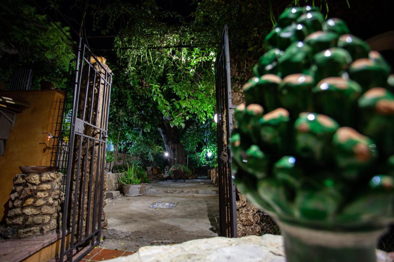 Casa Vacanze Fondaco Di Scillato Scillato  Экстерьер фото