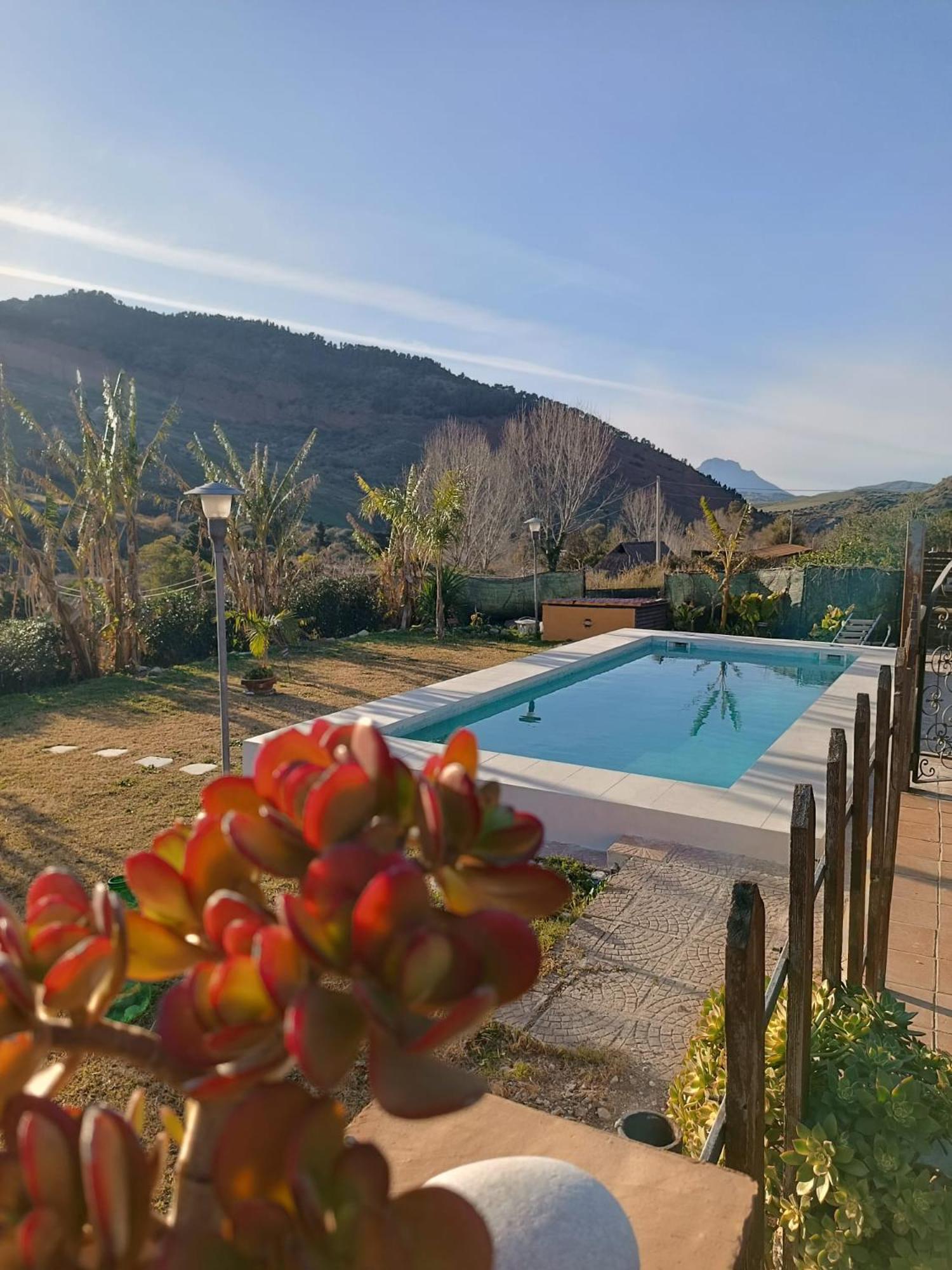 Casa Vacanze Fondaco Di Scillato Scillato  Экстерьер фото